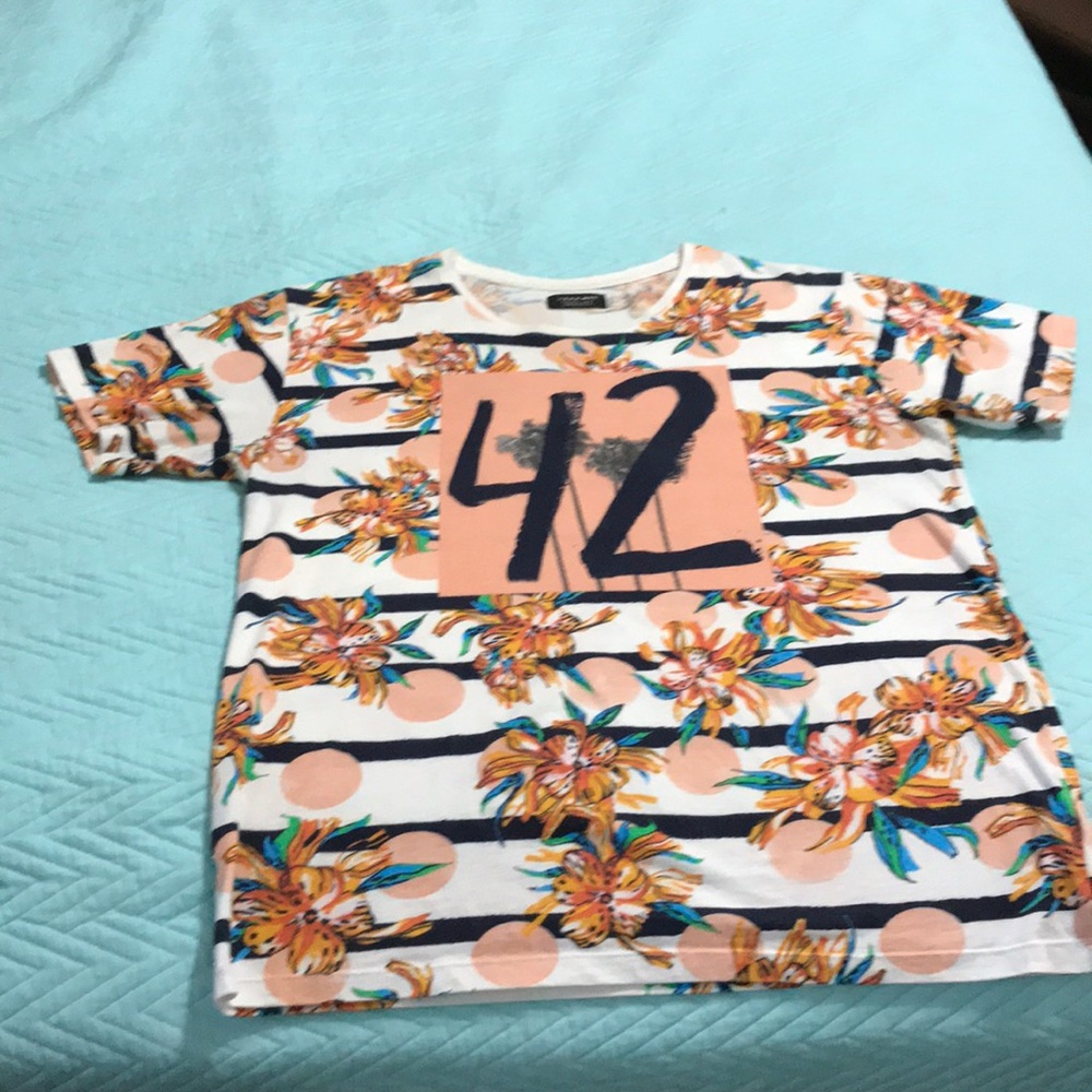 T shirt used